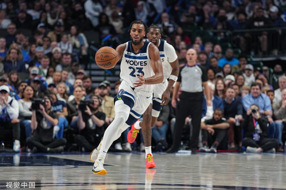 奥提议费内 奥提议费内