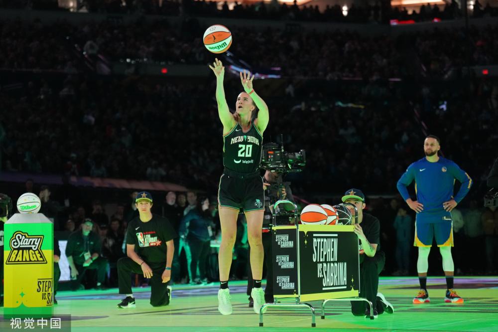 接受采访时 接受采访时